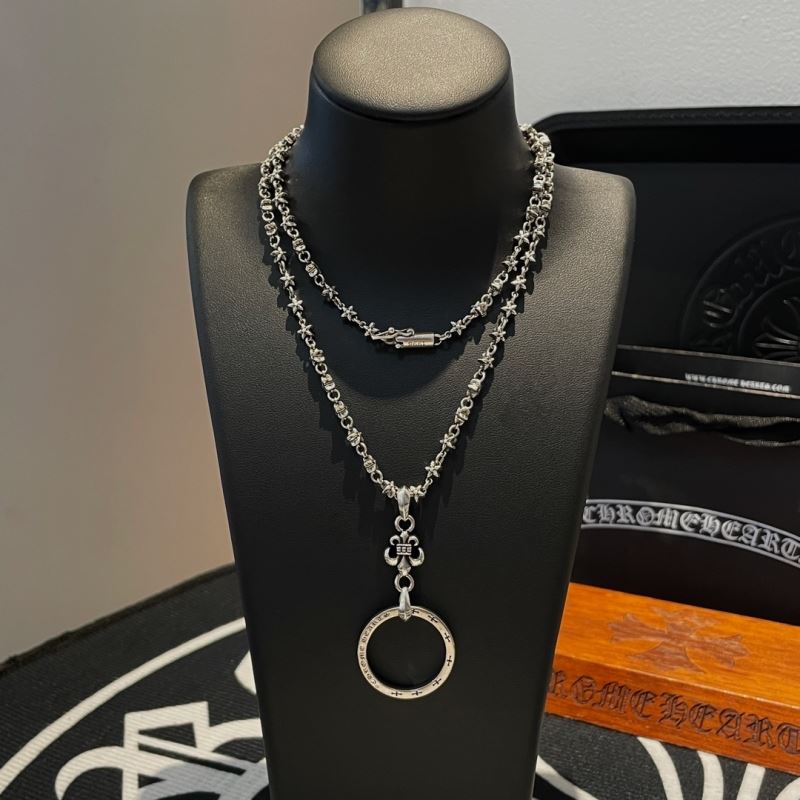 Ch*0me He**ts necklaces